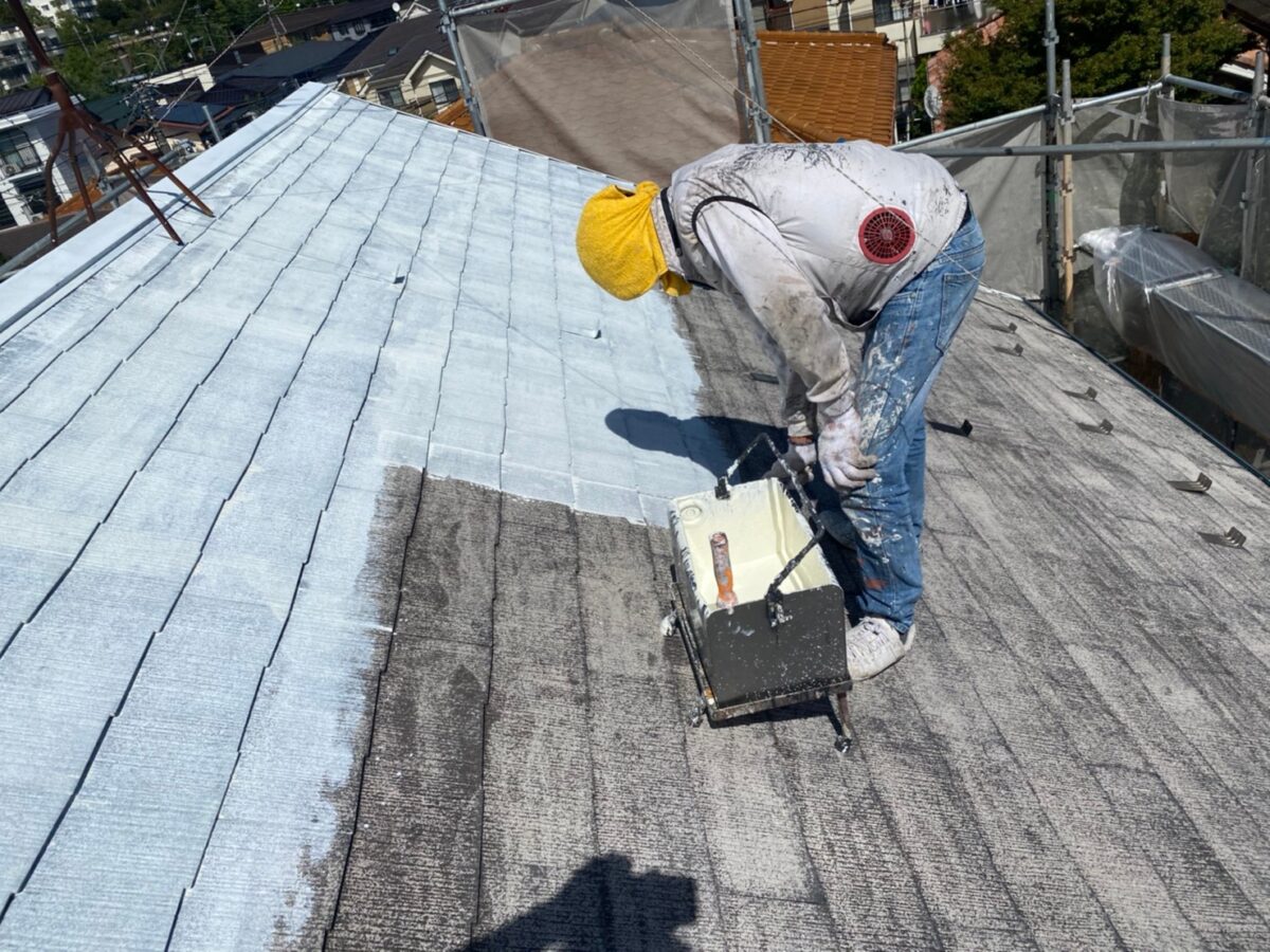 屋根塗装は勾配で費用が変わる。屋根足場が必要なケースを解説します