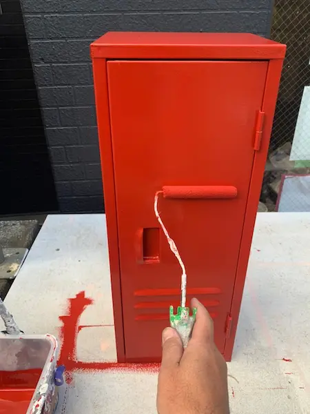 神奈川県横浜市】非常ベルと消化器ボックスを塗装しました