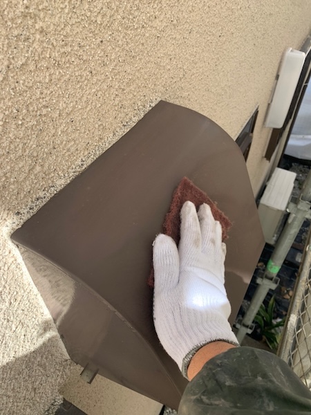 神奈川県横浜市青葉区｜付帯部の下地処理 ケレン作業〜下塗りまでをレポート