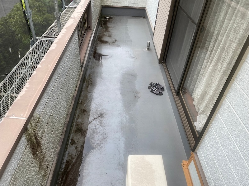 神奈川県横浜市鶴見区上の宮｜S様より外壁塗装工事のご依頼！高圧洗浄作業をレポート！