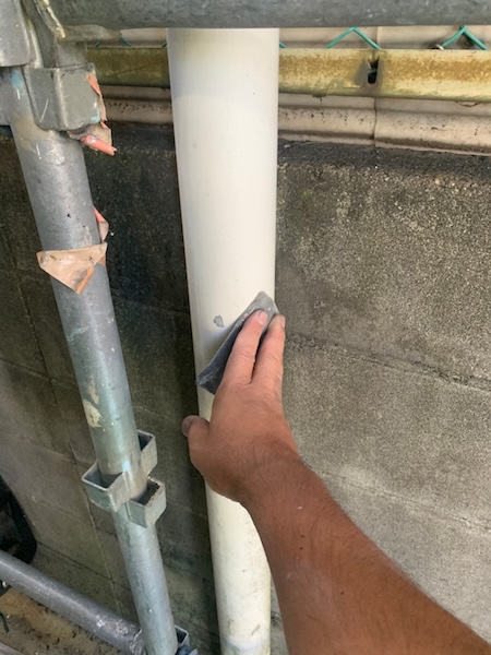 神奈川県横浜市鶴見区|アパートの外壁塗装 洗浄〜下地処理〜付帯部塗装をレポート!