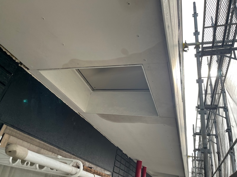 神奈川県藤沢市|ベランダ側の外壁が傷んでいたため、部分的に張り替えました