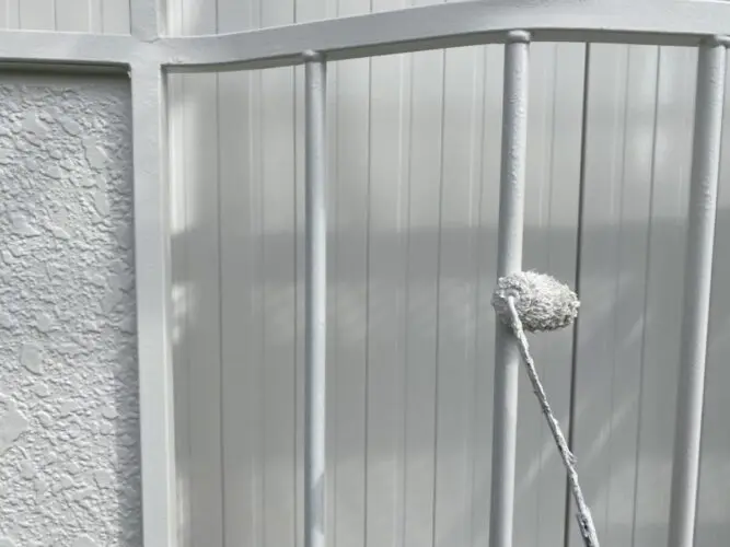 神奈川県相模原市緑区 アパート ベランダの鉄部塗装 横浜市都筑区の外壁塗装 屋根塗装なら 株式会社h Make