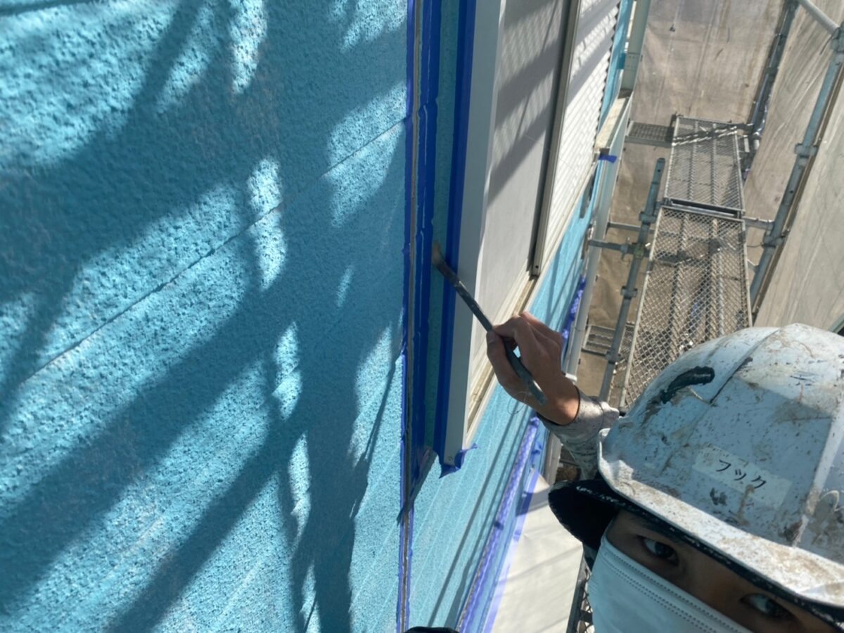 神奈川県横浜市　アパート　屋根・外壁塗装工事　サイディング　目地コーキングの打ち替え