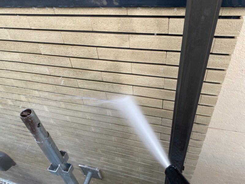 神奈川県川崎市　M様邸　屋根・外壁塗装工事　高圧洗浄作業のポイント