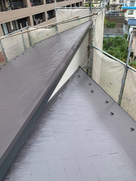 神奈川県横浜市　アパート屋根・外壁塗装工事　屋根は10年前後を目安に点検しましょう！