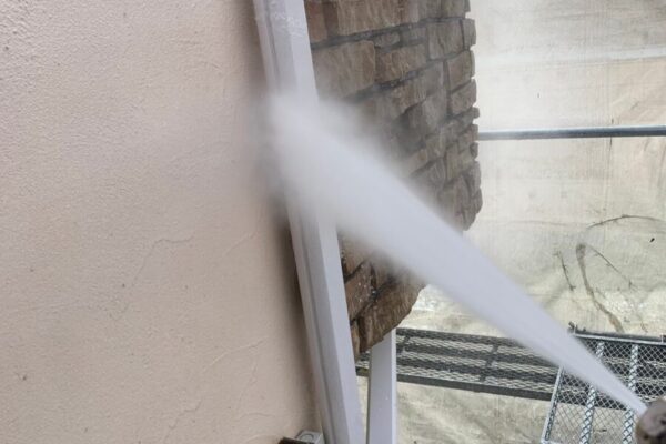 神奈川県横浜市　O様邸　屋根塗装・外壁塗装工事　下地処理 高圧洗浄作業を行いました！