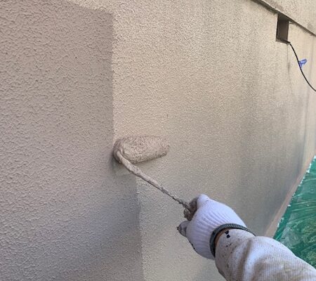 外壁塗装の下塗り〜仕上げまでと付帯部塗装をレポート｜神奈川県横浜市青葉区