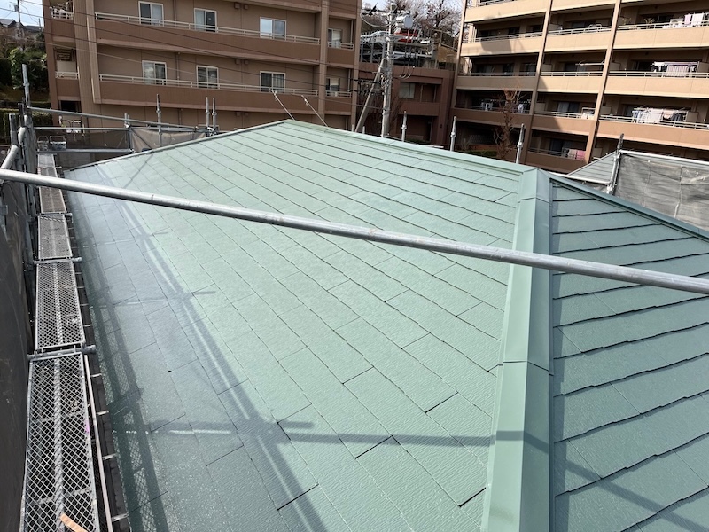 棟板金とは?構造・役割・劣化症状・メンテナンス・火災保険について解説